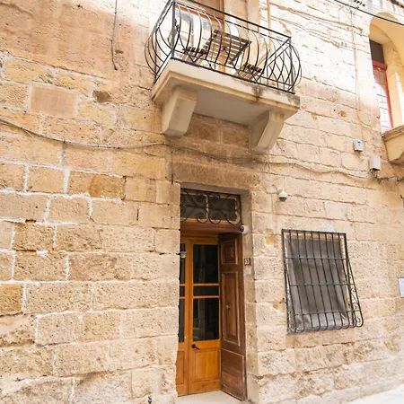 Nyaraló Seaside Charmer Townhouse Prime Spot *