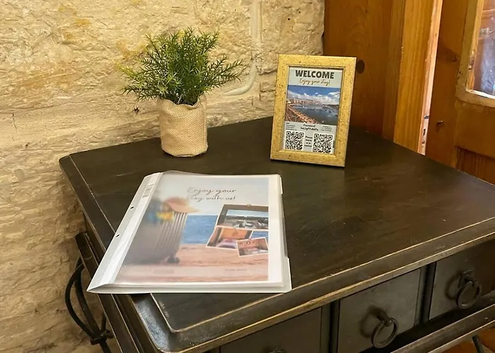 Seaside Charmer Townhouse Prime Spot Sliema