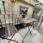 Seaside Charmer Townhouse Prime Spot