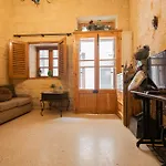 Nyaraló Seaside Charmer Townhouse Prime Spot