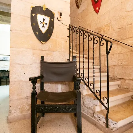 Seaside Charmer Townhouse Prime Spot * Sliema