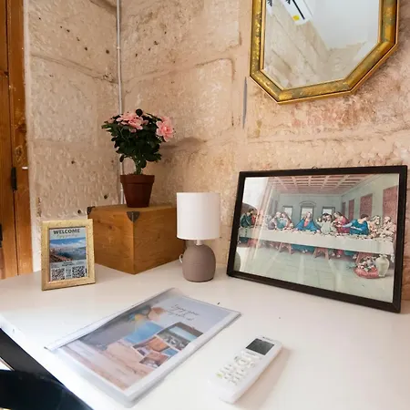 Vakantiehuis Seaside Charmer Townhouse Prime Spot Sliema