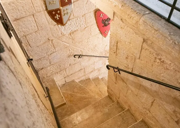 Seaside Charmer Townhouse Prime Spot *