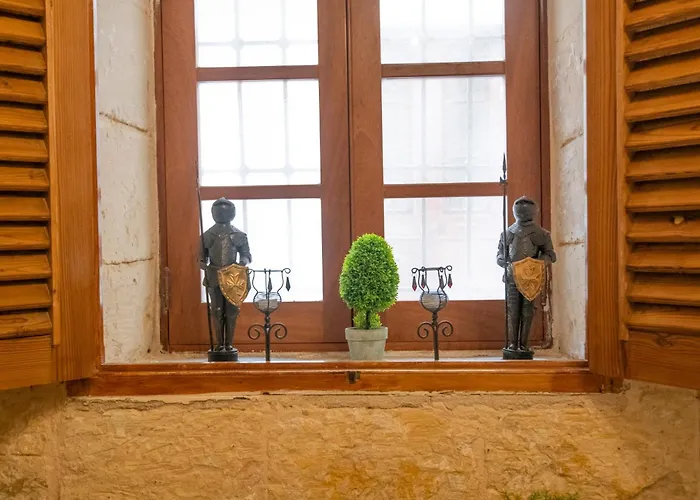 Seaside Charmer Townhouse Prime Spot *