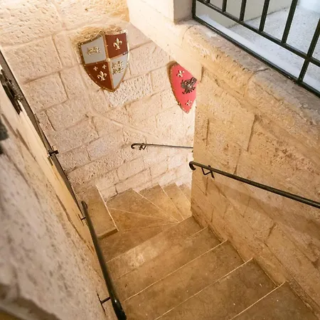 Seaside Charmer Townhouse Prime Spot *