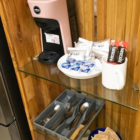 Seaside Charmer Townhouse Prime Spot Sliema